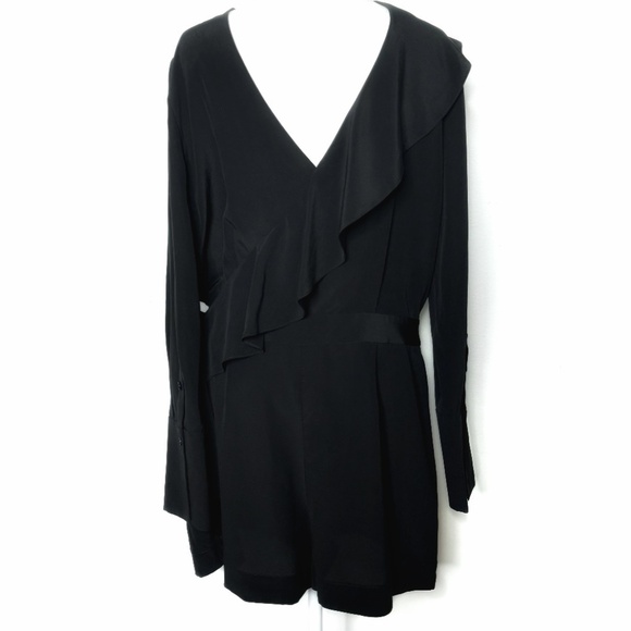 Diane Von Furstenberg Romper Silk Black Faux Wrap Style Shorts Romper Belted 12 - Picture 6 of 12